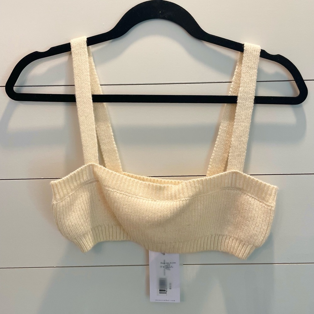 NWT DANIELLE BERNSTEIN Sweater Pull On Bra Ivory
